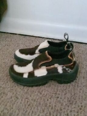 Ulu Kids Cow-Print Slip-On  Boots